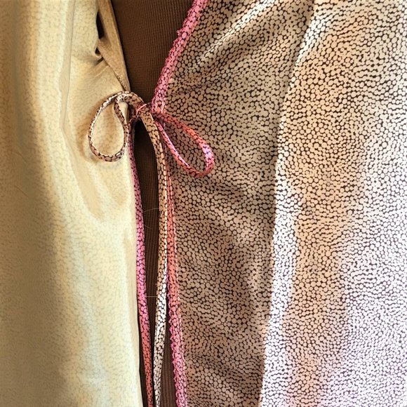 SENSARA Silky Embroidered Detail Robe | Small - Picture 11 of 13